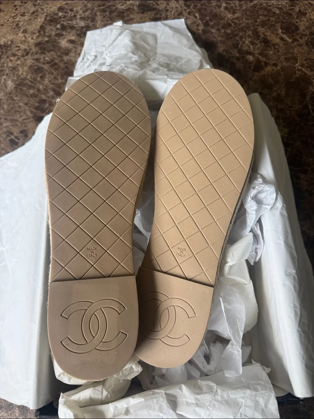 Chanel mules espadrilles flats ivory silver chain sandals sz 41